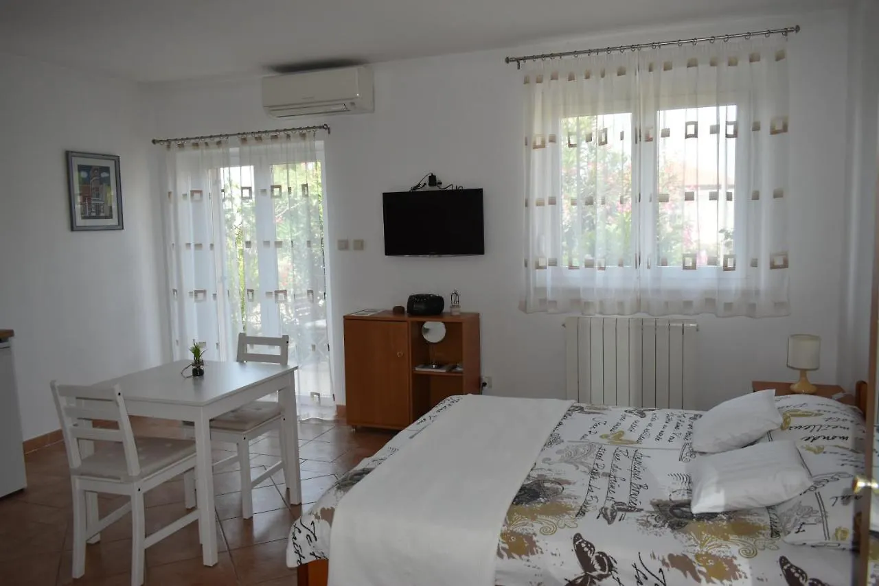 Studio Max With Parking Rovinj Croatia
